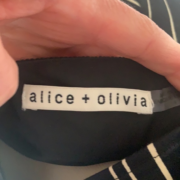 Alice + Olivia 2 Piece Dress. (Skirt + Blouse). 4 - Picture 8 of 10